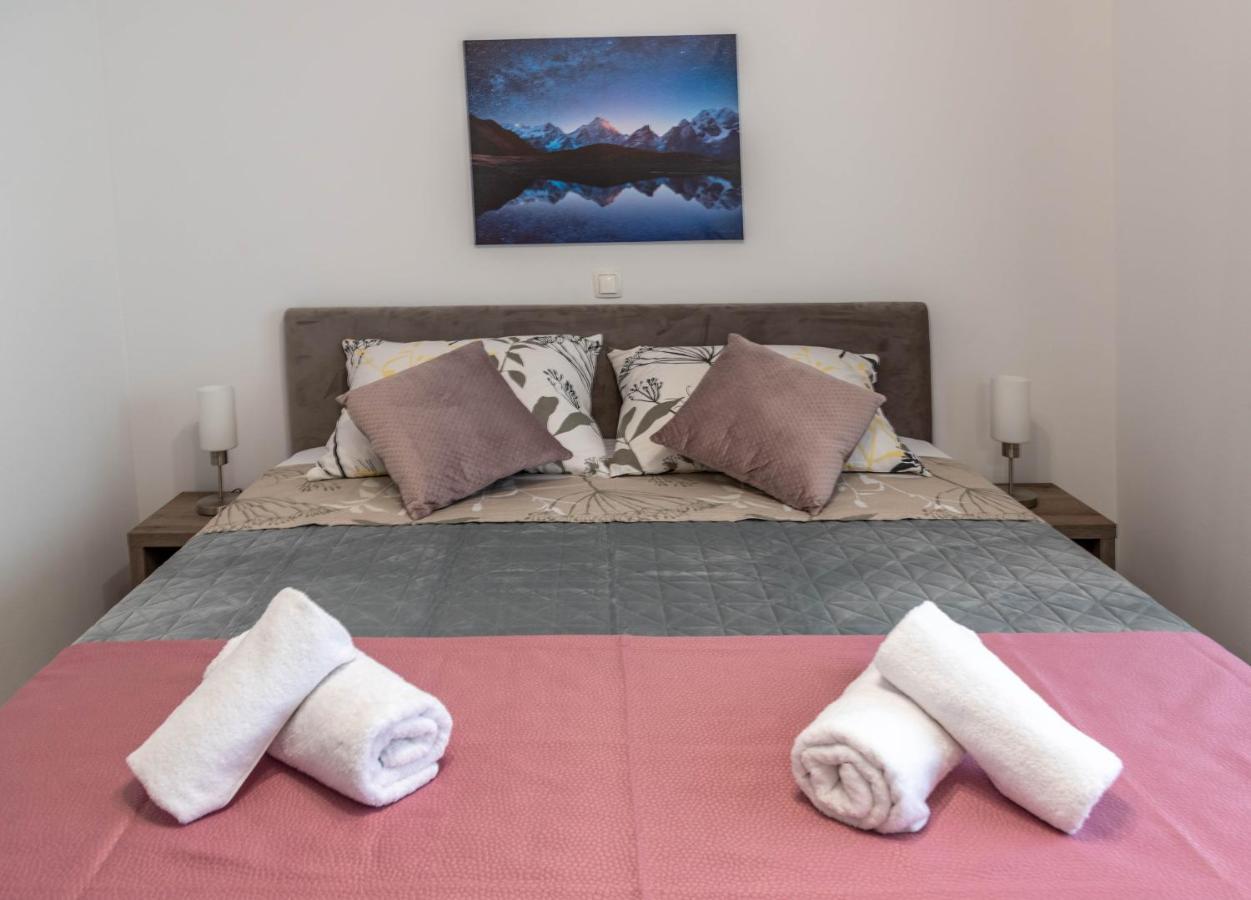 Apartmani Dalmacija ドラゲ エクステリア 写真