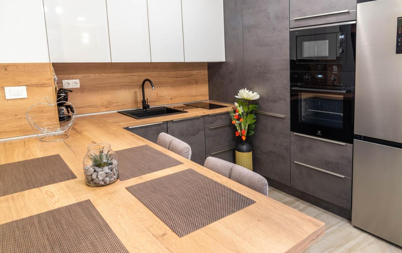 Apartmani Dalmacija ドラゲ エクステリア 写真