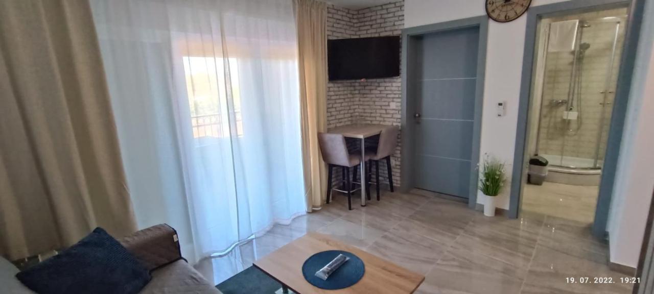 Apartmani Dalmacija ドラゲ エクステリア 写真